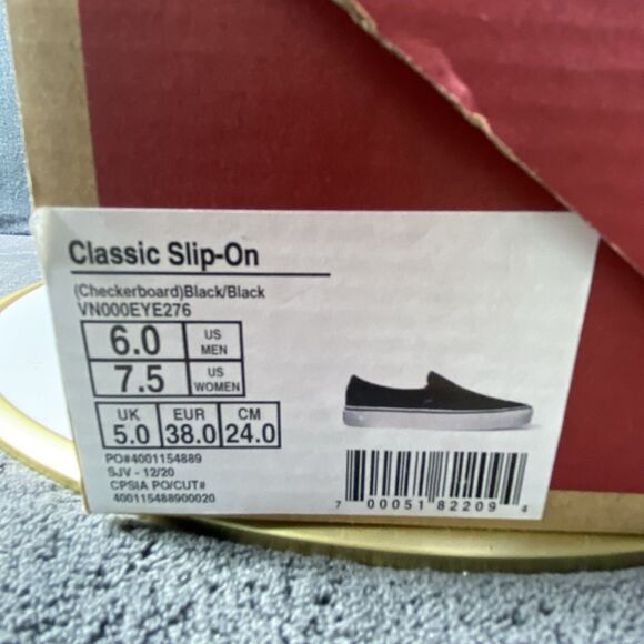 Vans Classic Slip-On Checkerboard Black White Men 6 Women 7.5 VN000EYE276 NEW main image 2